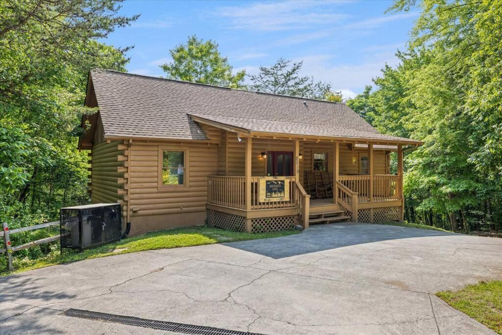 1 Min To The Parkway Spacious Cabin W 3 Suites And Extra Bedroom! Піджен-Фордж Екстер'єр фото